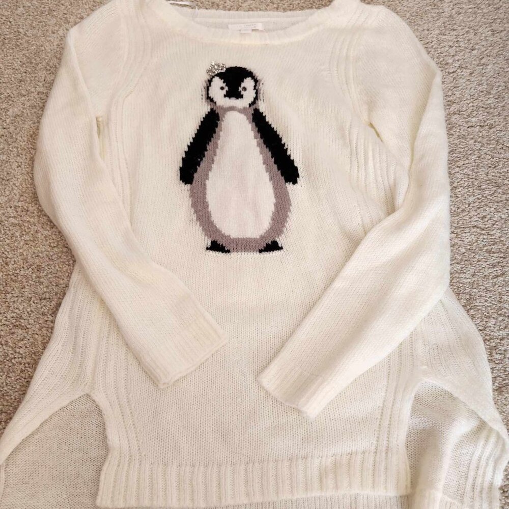 LC Lauren Conrad Penguin Holiday Sweater *ENTIRE CLOSET BUY 1 GET 1 50% OFF*